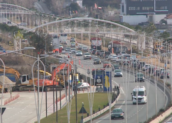 “Përfundon brenda dy vitesh”/ Nisin përgatitjet për zgjerimin e autostradës Tiranë-Durrës me 6 korsi, ARRSH: Nuk do të bllokohet qarkullimi