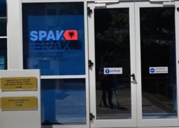 Dekonspirimi i operacionit ndaj vëllezërve Çopja, SPAK sekuestron telefonin drejtorit të Policisë së Elbasanit