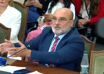 Mblidhet sot Këshilli i Mandateve, pas akuzave të opozitës, shqyrtohet mandati i deputetit të PS-së