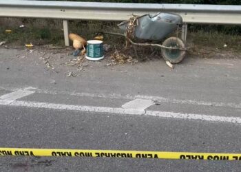 Aksident në Korçë-Pogradec, mjeti përplas këmbësore, niset drejt spitalit