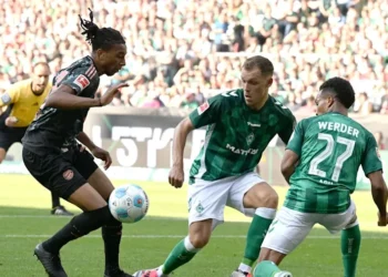 Bayern me 5 yje ndaj Werder Bremen, Olise makineri golash në Bundesliga