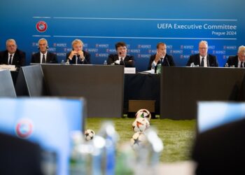 Ndodh për herë të parë, UEFA zbarkon pas 1 viti në Tiranë