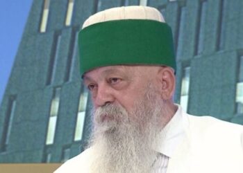 Zbulohet letra, si Kryegjyshata i kërkonte qeverisë në vite t’i njihet statusi i saj ndërkombëtar si qendra e bektashinjëve në botë, detajet