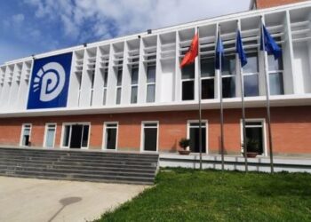 Braktisje e Komisioneve dhe kaos në Kuvend? Mblidhet sot Grupi i PD-së, zbulohen vendimet që pritet të merren