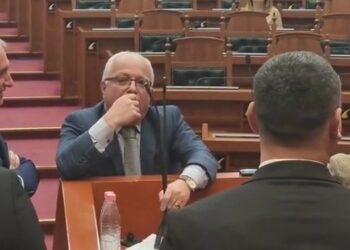 Berisha i hoqi drejtimin e Korçës, Edmond Spaho revoltohet: Kam fituar çdo palë zgjedhje nga 2003!