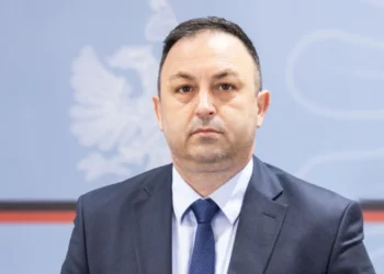 Ministri Hoxha “tërmet” ndryshimesh në Policinë e Shtetit dhe drejtori varësie në MB, zbulohen detajet