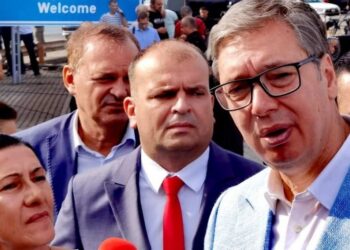 “Gënjeshtarë, s’kam vendosur ende për ftesën e Putin”, tërhiqet Vuçiç, i ankohet ambasadorit rus për Kosovën
