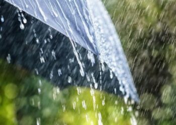 Rrebeshe shiu dhe ulje temperaturash, si pritet të jetë moti nesër
