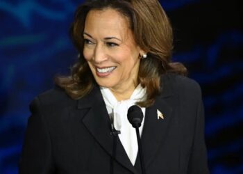 Teoria e çuditshme e konspiracionit pas debatit presidencial në SHBA… çfarë thuhet për vathët me perla të Kamala Harris