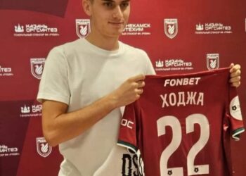ZYRTARE/ “Koloni” shqiptarësh te Rubin Kazani, klubi rus prezanton edhe… Hoxhën