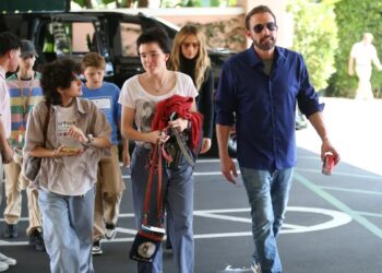 Nuk ka kthim pas! Pavarësisht takimit me fëmijët, JLO dhe Ben Affleck vazhdojnë procedurat e divorcit