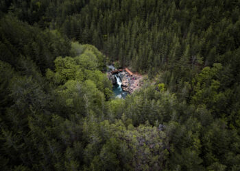 Turizmi shëndetësor, mijëra turistë zgjedhin Fushë Arrëzin për ajrin e pastër