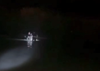 U denoncua nga i biri se ishte zhdukur nga banesa, 92-vjeçari gjendet dhe shpëtohet në ujërat e lumit Osum