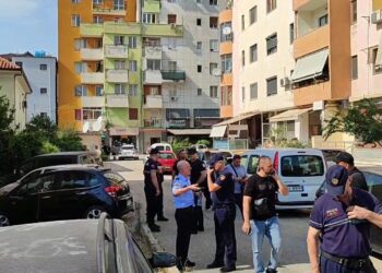 Atentati në Don Bosko, dalin emrat e të plagosurve, autorët djegin makinën në “Institut”