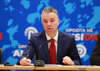 E gjithë lista e dështakëve të Bashës, është rishfaqur te Berisha, duke filluar nga Enno me dy n