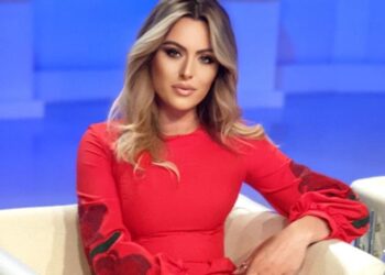 Gjuha shqipe – kjo kambanë ‘zhurmuese’!