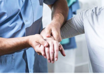 Vuani nga artriti dhe reumatizmi? Ja disa metoda natyrale që rekomandojnë mjekët për trajtimin e tyre