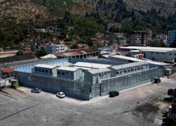 Nga mungesa e kanalizimeve te rritja e qirave të shtëpive për ushtarët italianë, La Stampa artikull për Gjadrin dhe Shëngjinin: Hapen në fund të shtatorit