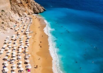 Media italiane “TTi Viaggi”: Shqipëria, një nga perlat më të bukura të Mesdheut