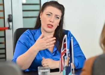 Deputetja britanike: Londra të fokusohet urgjentisht në Ballkan, Vuçiç po bën plane për aneksimin e veriut të Kosovës