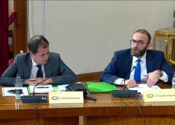 “GJK e ka gjetur PS-në në shkelje 4 herë”- Këshilli për Legjislacionin, Bardhi: Kërkoni ndjesë për reprezaljen që bëtë ndaj 30 mijë profesionistëve të lirë