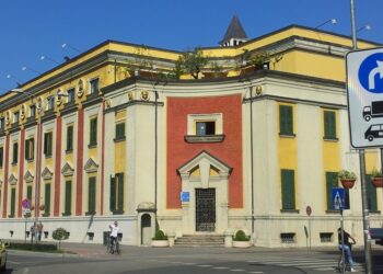 Institucionet shtojnë borxhet. Gati 10 miliardë lekë detyrime deri në qershor