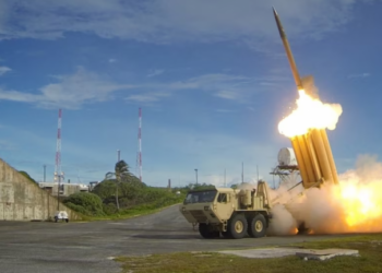 Shefat e mbrojtjes të SHBA-së dhe Izraelit diskutojnë situatën në Lindjen e Mesme