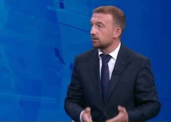 Avokati Dhuli: Deputetët e opozitës kanë dy rrugë, grevë urie në Parlament ose…