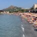 Vijon sezoni i plazhit në Durrës, prenotime edhe për muajin Shtator