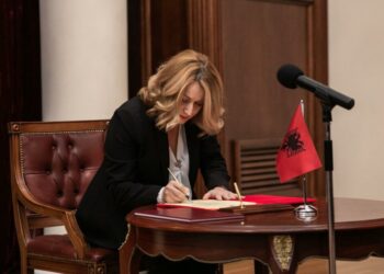 Jep dorëheqjen Elsa Toska, Gjykata Kushtetuese mbetet me 8 anëtarë