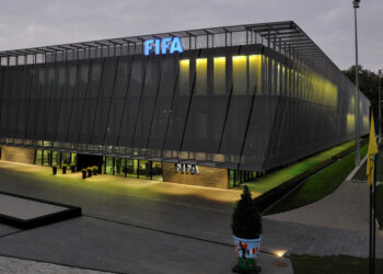 FIFA bën bilancin e merkatos: Shqipëria afroi 68 futbollistë, shiti 128