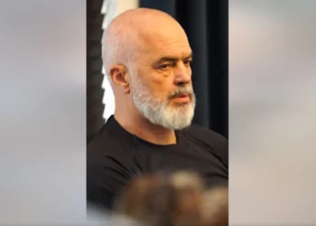 Akademia Politike e PS, Rama takim me anëtarët: Përfunduan me sukses kurset e edicionit të parë