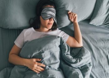 Dhjetë gabime që ndikojnë në gjumin tonë dhe si t’i shmangim ato