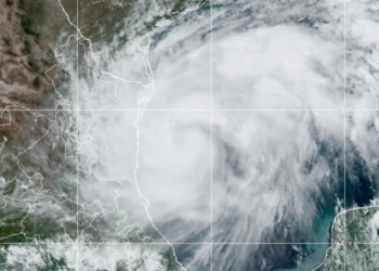 Alarm në Meksikë! Stuhia tropikale pritet që të kthehet në një uragan