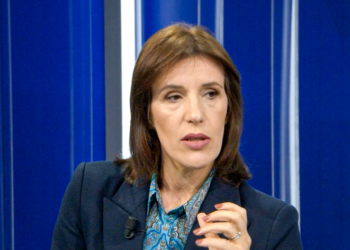 “Italiani u kap duke bërë seks me transgjinorin, gjykata nuk dinte në cilin burg ta dërgonte”
