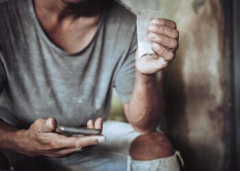 Zonat ku shitej droga që vinte me postë nga Serbia, Policia: Klientët e porosisnin në Instagram