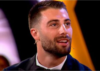 ‘’Ishim në të njëjtën makinë’’, gazetari flet për aksidentin e Meriton Mjekiqit: Gjendja e tij…