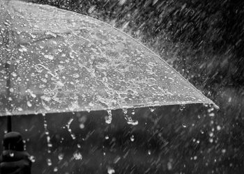 Tetori nis me reshje, çfarë ndodh me temperaturat javën e ardhshme