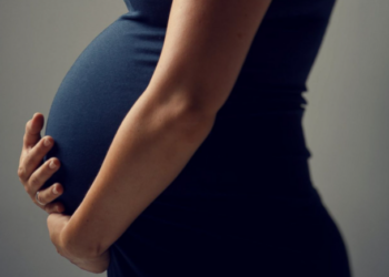 Studimi/ Shtatzënia e ndryshon trurin më shumë sesa dihej më parë