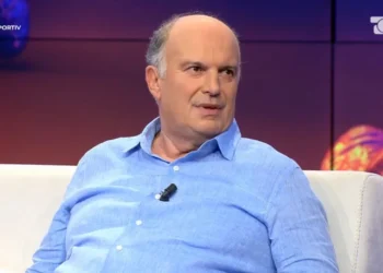 “Do na vijnë tifozë nga Kina”, Sinemati: Anëtarët e FSHF-së çojnë fëmijët në rresht të parë, por nuk pyesin për…