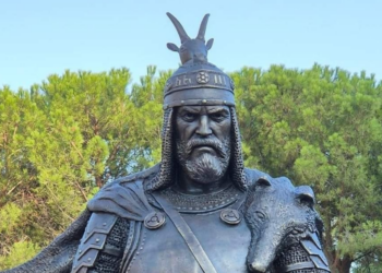 Skënderbeu në Siçili dhe paranojat e Berishës
