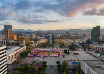 Arsid Rraboshta: Një Vizion për Zhvillimin e Tiranës përmes investimeve në objektet komerciale