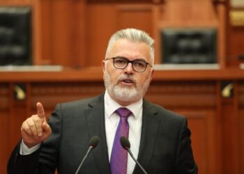 Skandali te Onkologjiku, Gogu: Tani duhet një pikë kthese, nevoja është urgjente. Të rregullojmë dypunësimin e mjekëve!
