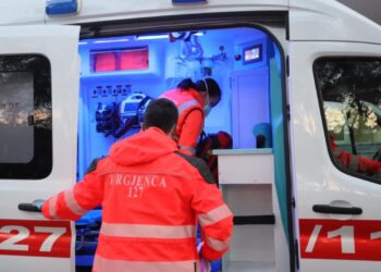 “Minuti i artë”, çfarë duhet të bëjmë në rast plagosjeje me armë zjarri, aksidenti, djegie apo të fikëti