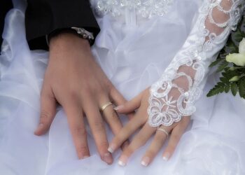 Çudira në Dibër, 19 vajza nën moshën 18-vjeç u martuan me… vendim Gjykate!