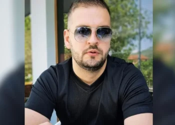 Tre muaj në luftë për jetën! Ky është Enea Themollari, viktimë e tritolit që iu vu fqinjeve të tij
