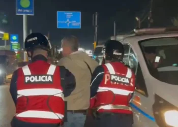 Përplasjet mes demokratëve dhe uniformave blu, shoqërohen 21 protestues në Elbasan (Emrat)