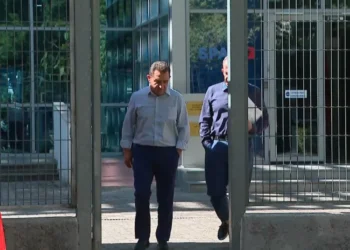 Ish-kryebashkiaku i Pogradecit sërish nën akuzë! Eduart Kapri dhe dy punonjës të Bashkisë dyshohen për shpërdorim detyre