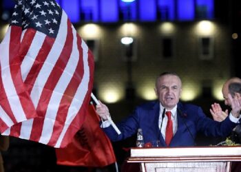 Parashikimi i gazetarit për Metën: Do ketë non-grata të tjera! Pritet vetëm ambasadori i ri i SHBA
