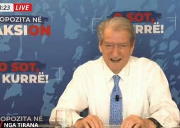 Berisha flet nga ‘arresti shtëpiak’: Nesër nis mosbindja civile! S’ka më kthim pas deri në qeverinë teknike